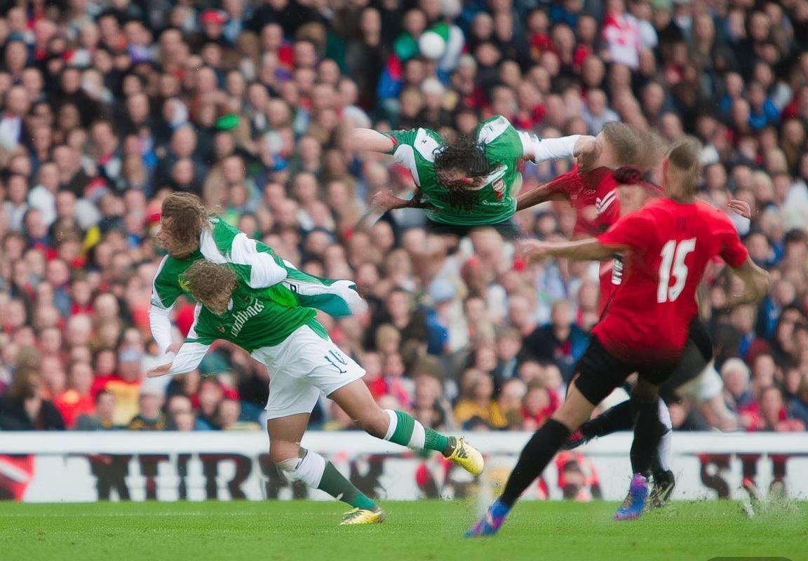 2003年阿森纳曼联巅峰对决：经典瞬间与深远影响回顾