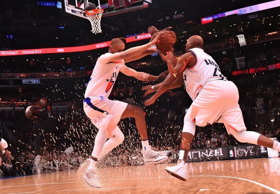 2018年NBA尼克斯VS猛龙巅峰对决复盘：火花四溅全解析(图3)