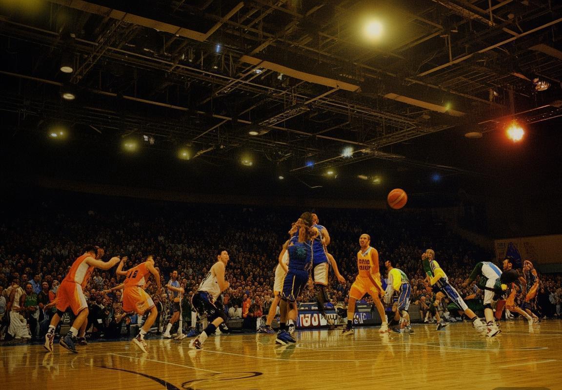 2008辽八一季后赛巅峰对决：战术对决与球星风采(图4)